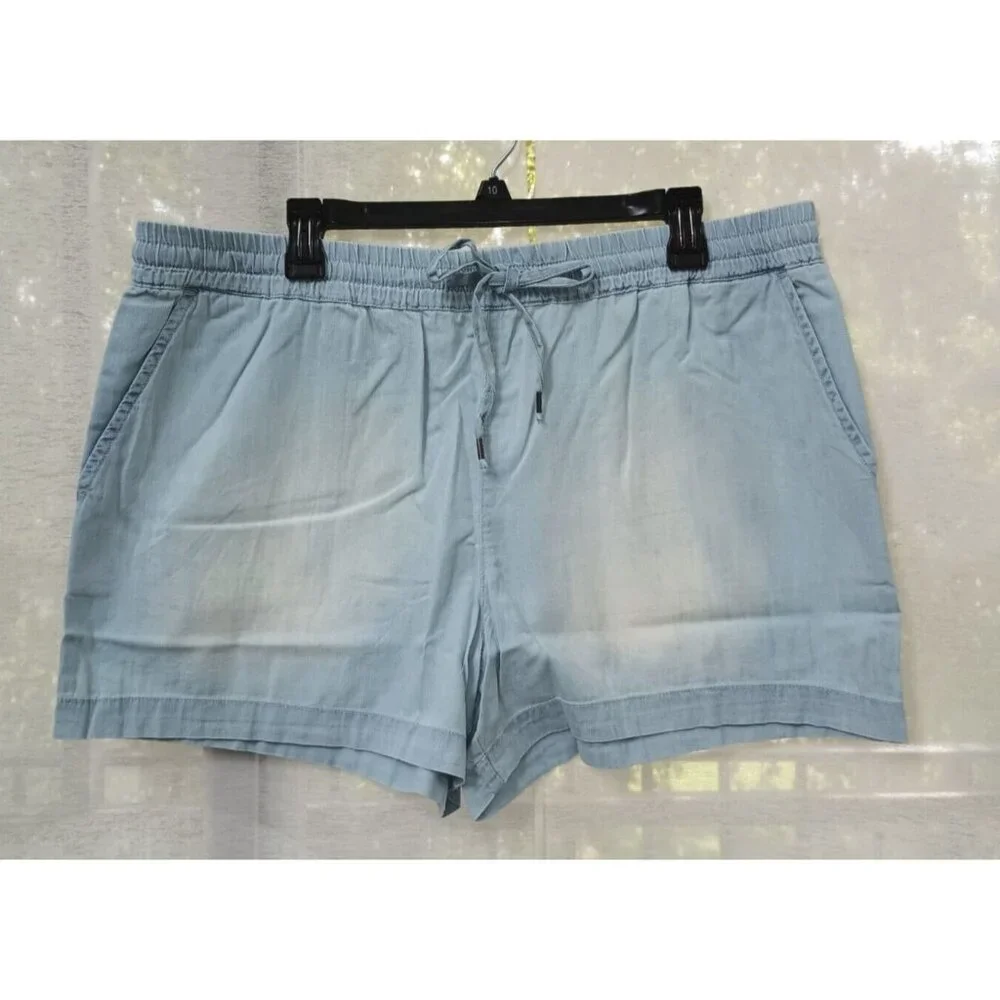 Style & Co Women's mid rise. Core shorts. Light chamber. Size XL - Picture 2 of 4
